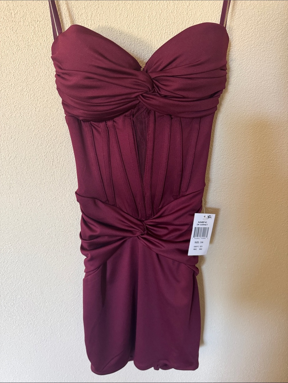 NWT Junior’s Strapless Burgundy Knot-Front Homecoming Dress